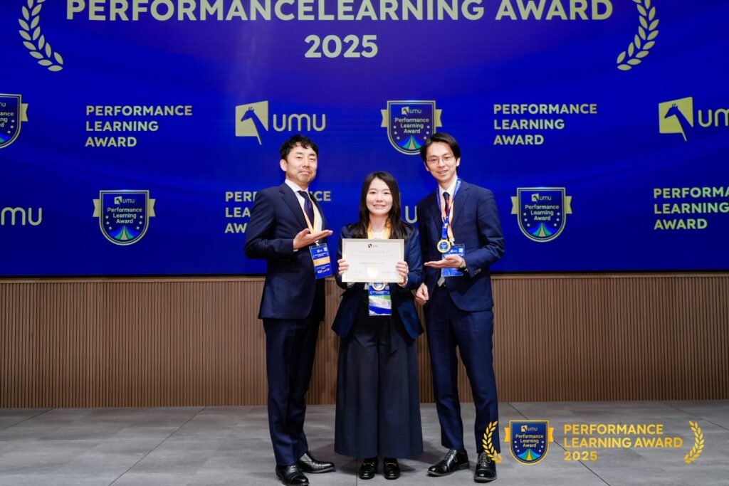 ファイナリスト表彰状とメダルの画像